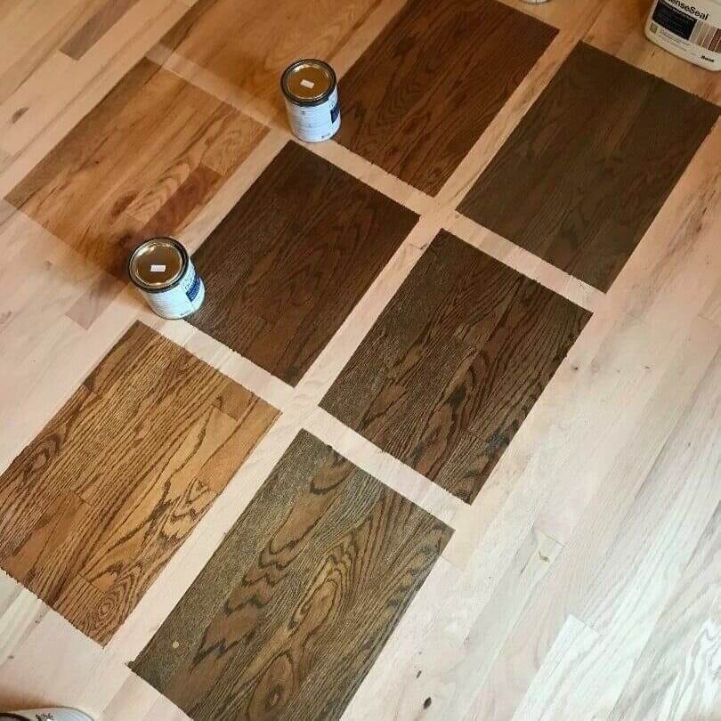 Tingimento de piso de madeira